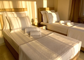 Вилла 4+1 с бассейном в пешей доступности к пляжу в Белеке