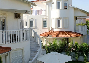 Вилла 3+1 с мебелью с личным бассейном в Белеке