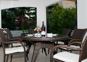 Вилла 3+1 с мебелью с личным бассейном в Белеке