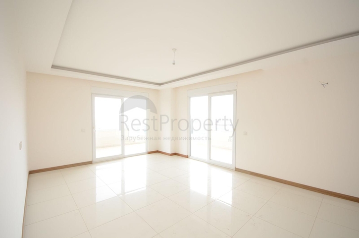 Пентхаус планировки 5+1 в Махмутларе