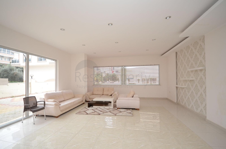 Пентхаус планировки 5+1 в Махмутларе