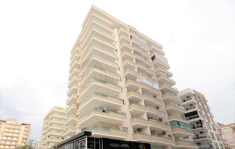 Пентхаус планировки 5+1 в Махмутларе