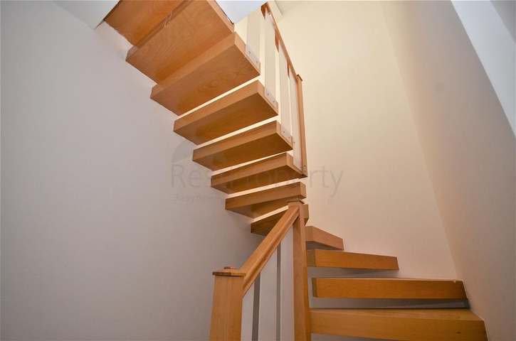 Пентхаус планировки 5+1 в Махмутларе