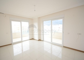 Пентхаус планировки 5+1 в Махмутларе