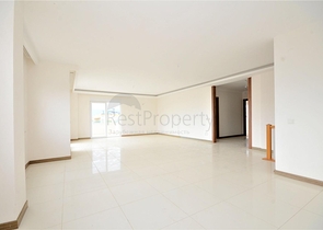 Пентхаус планировки 5+1 в Махмутларе