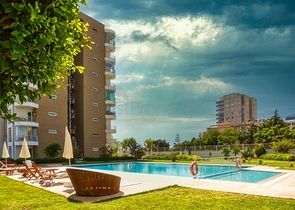 Квартира 3+1 с видом на море в районе Лара Анталья