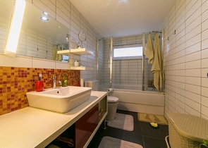 Квартира 3+1 с видом на море в районе Лара Анталья