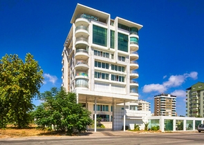 Квартира 3+1 с видом на море в районе Лара Анталья