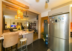 Квартира 3+1 с видом на море в районе Лара Анталья