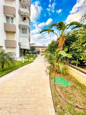 Элитная квартира 4+1 с видом на Средиземное море в Анталии