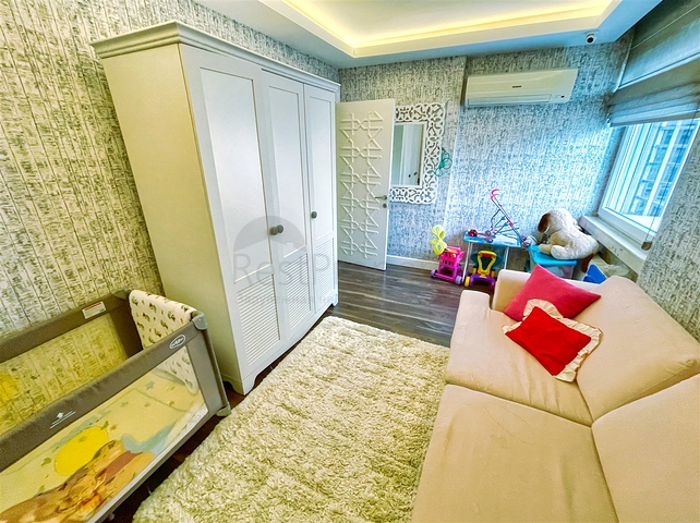 Элитная квартира 4+1 с видом на Средиземное море в Анталии