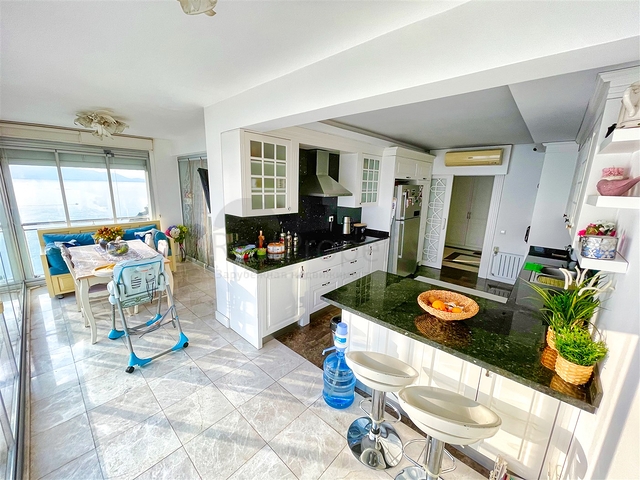 Элитная квартира 4+1 с видом на Средиземное море в Анталии