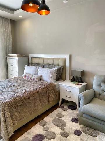 Пентхаус 4+1 в пешей доступности к морю в Анталии