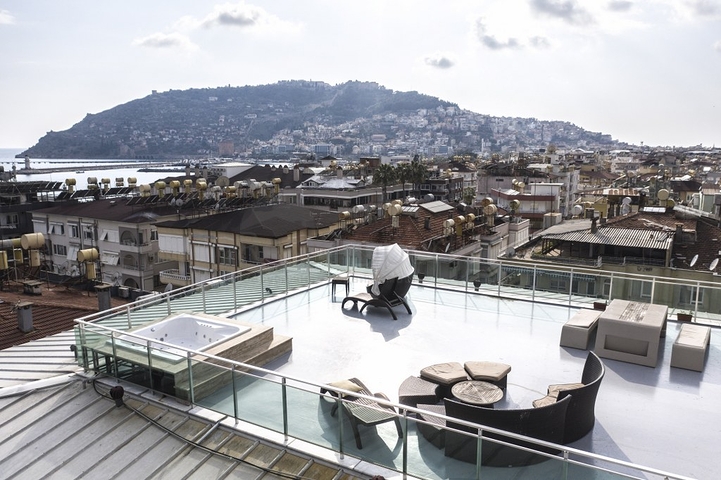 Трехкомнатная квартира в центре Алании