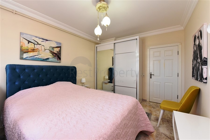 Трехкомнатная квартира с видом на море