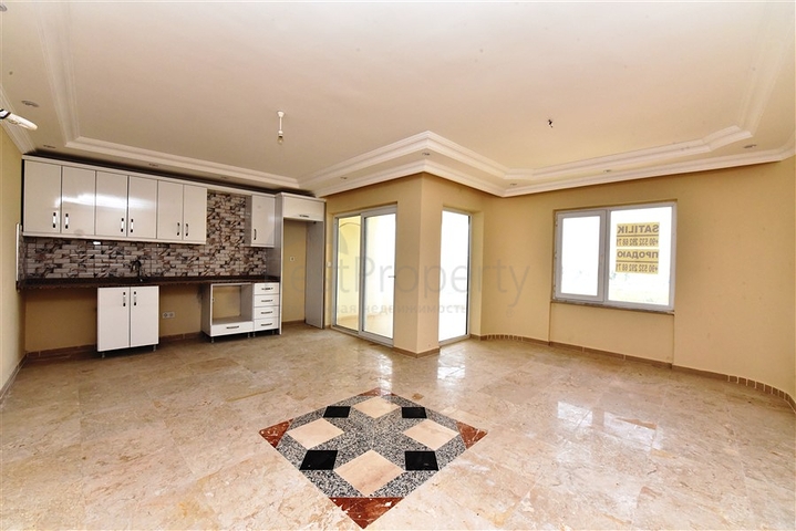 Квартира планировки 2+1 с видом на море