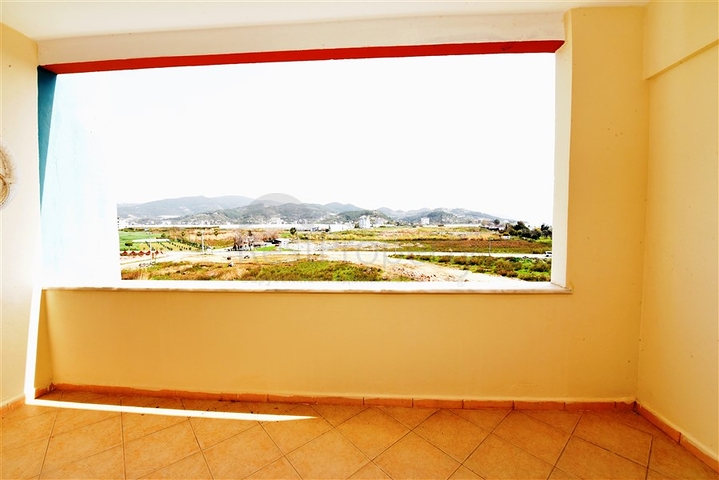 Квартира планировки 2+1 с видом на море