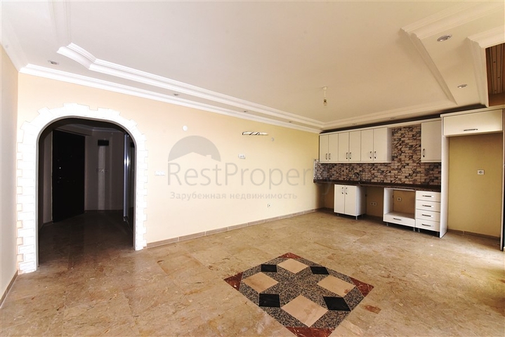 Квартира планировки 2+1 с видом на море