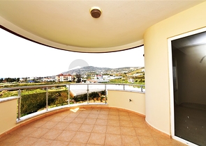 Квартира планировки 2+1 с видом на море