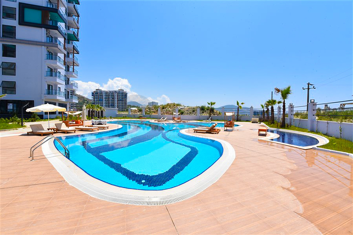 Квартиры в новом комплексе в Махмутларе