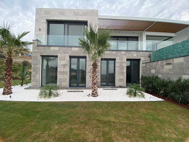 Комфортные и просторные виллы с панорамным видом!