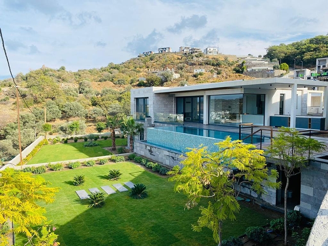 Комфортные и просторные виллы с панорамным видом!