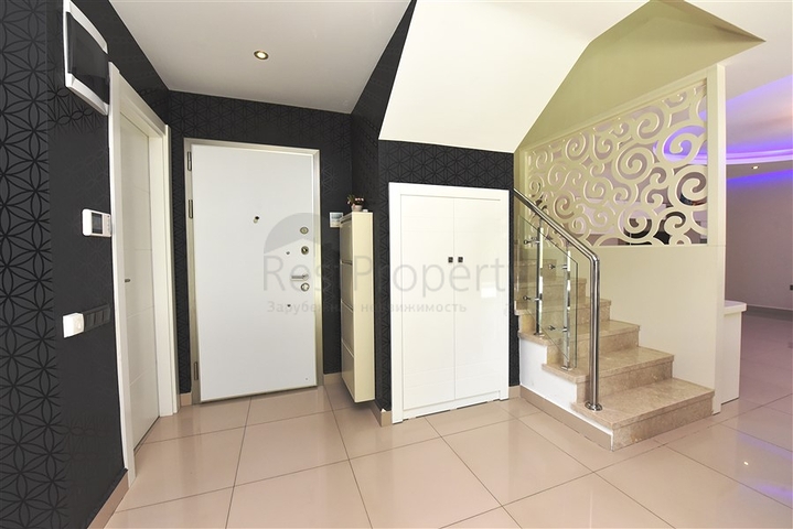 Квартира дуплекс планировки 3+1