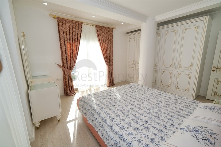 Вилла с 3 спальнями в Гейнюке Кемере