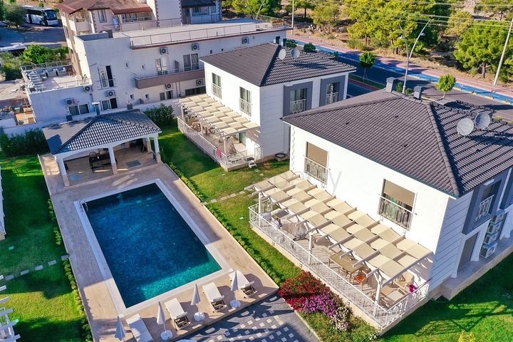 Вилла с 3 спальнями в Гейнюке Кемере