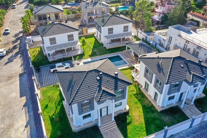 Вилла с 3 спальнями в Гейнюке Кемере