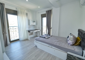 Вилла с 3 спальнями в Гейнюке Кемере