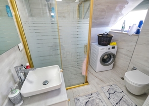 Вилла с 3 спальнями в Гейнюке Кемере