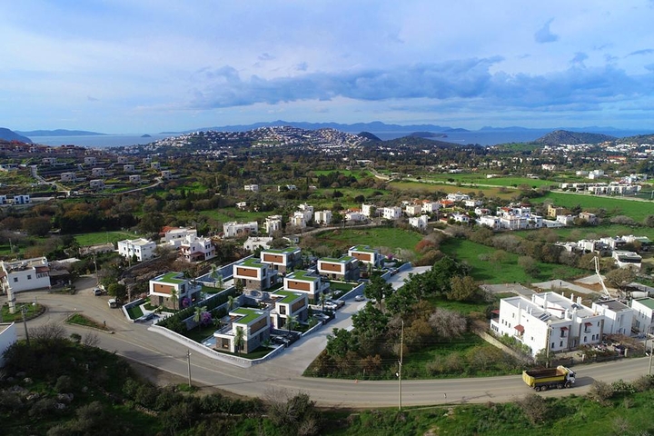 Строится комфортная вилла - проект в семейном районе Бодрума!