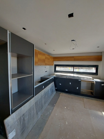 Строится комфортная вилла - проект в семейном районе Бодрума!