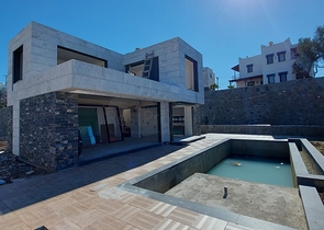 Строится комфортная вилла - проект в семейном районе Бодрума!