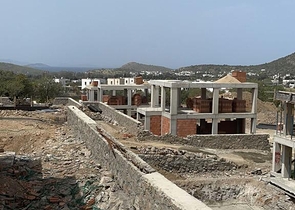 Строится комфортная вилла - проект в семейном районе Бодрума!