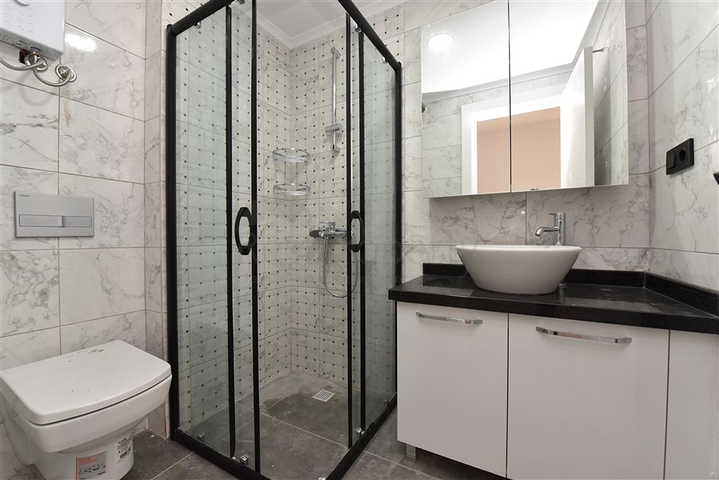 Меблированная квартира планировки 1+1 в 100 от моря