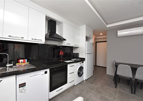 Меблированная квартира планировки 1+1 в 100 от моря