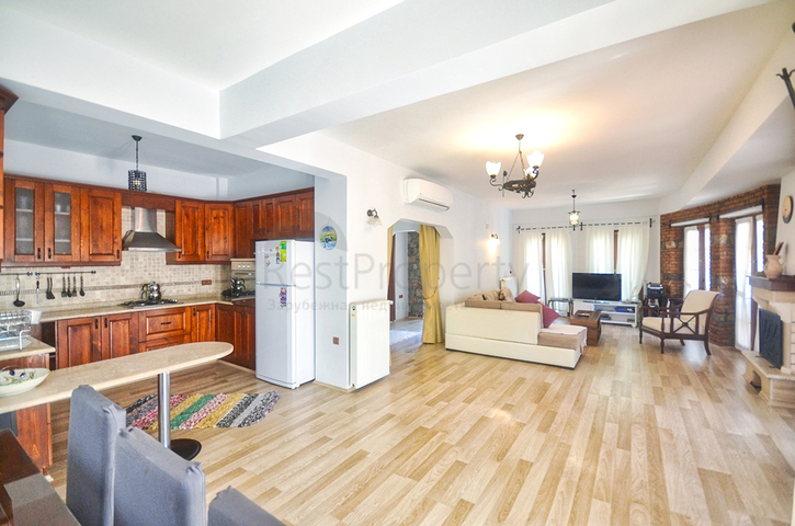 Уютная вилла с 3 спальнями в Фетхие