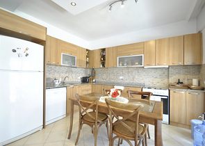 Квартира 2+1 с мебелью в Чамьюва Кемере 500 м до моря