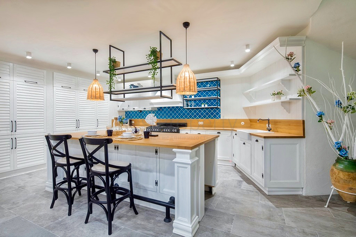 Элитная вилла 4+1 с мебелью с видом на Средиземное море