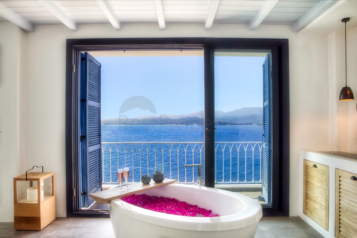 Элитная вилла 4+1 с мебелью с видом на Средиземное море