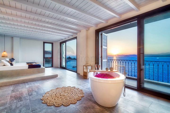 Элитная вилла 4+1 с мебелью с видом на Средиземное море