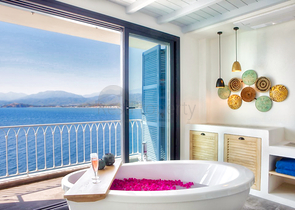 Элитная вилла 4+1 с мебелью с видом на Средиземное море