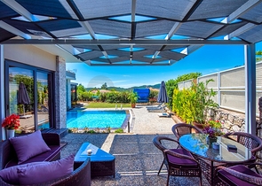 Вилла 3+1 с мебелью с личным бассейном в Оваджике Фетхие