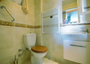 Вилла 3+1 с мебелью с личным бассейном в Оваджике Фетхие