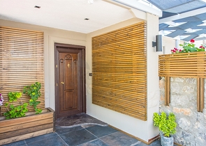 Вилла 3+1 с мебелью с личным бассейном в Оваджике Фетхие