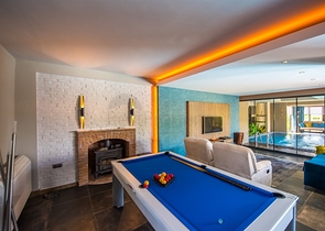 Вилла 3+1 с мебелью с личным бассейном в Оваджике Фетхие