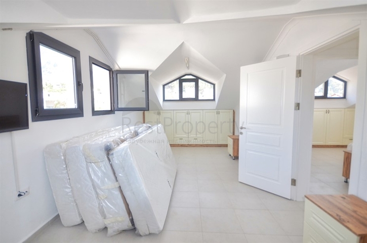 Вилла 4+1 в Оваджике Фетхие