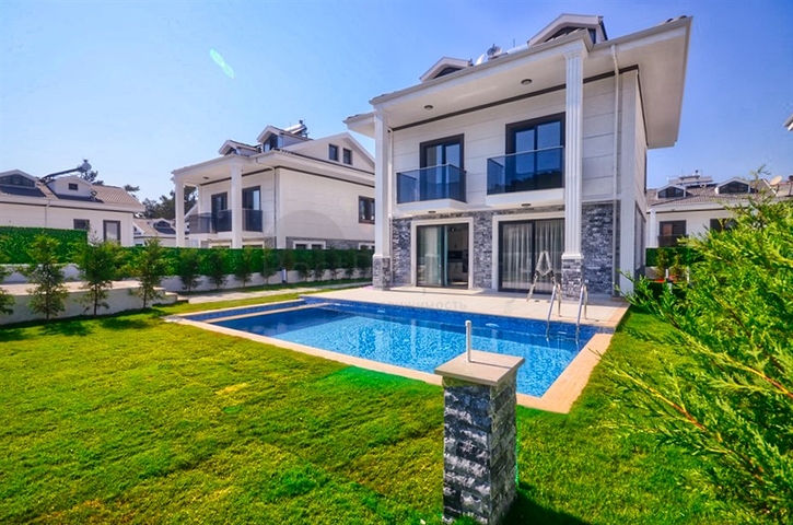 Вилла 4+1 в Оваджике Фетхие